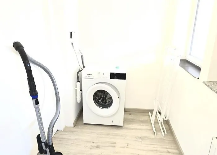 -cs24- 4 With Balcony - Ka01 *