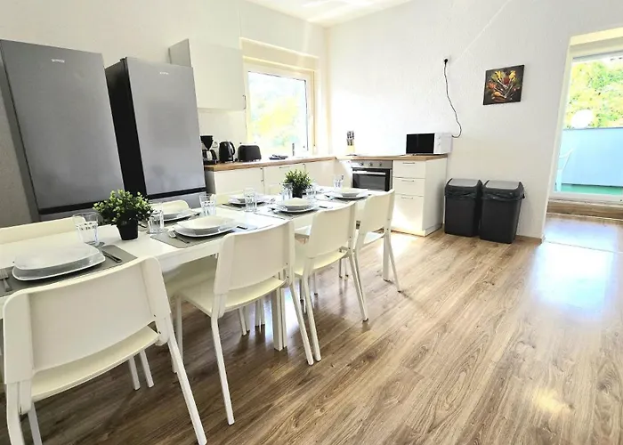 Apartment -cs24- 4 With Balcony - Ka01 *